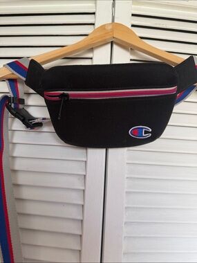 Champion Black Waist Pack with Red Zipper and Blue-White Strap